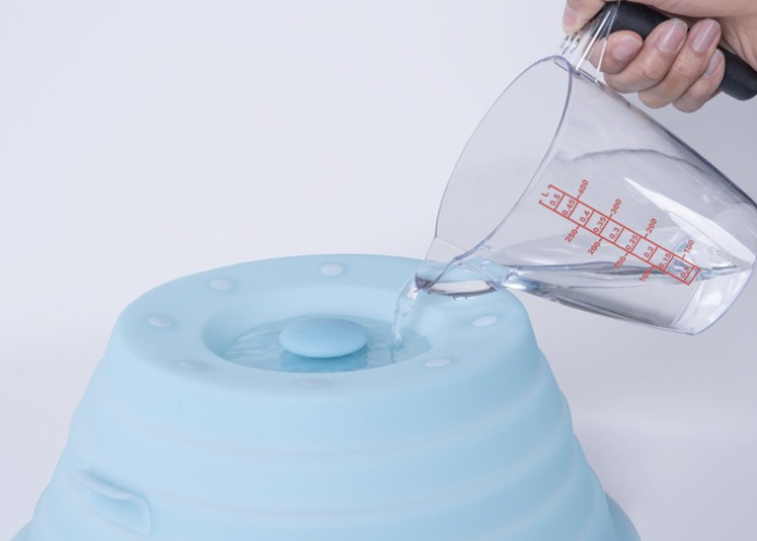 Uses MoistureLock to Steam Your Food and Cook it Evenly